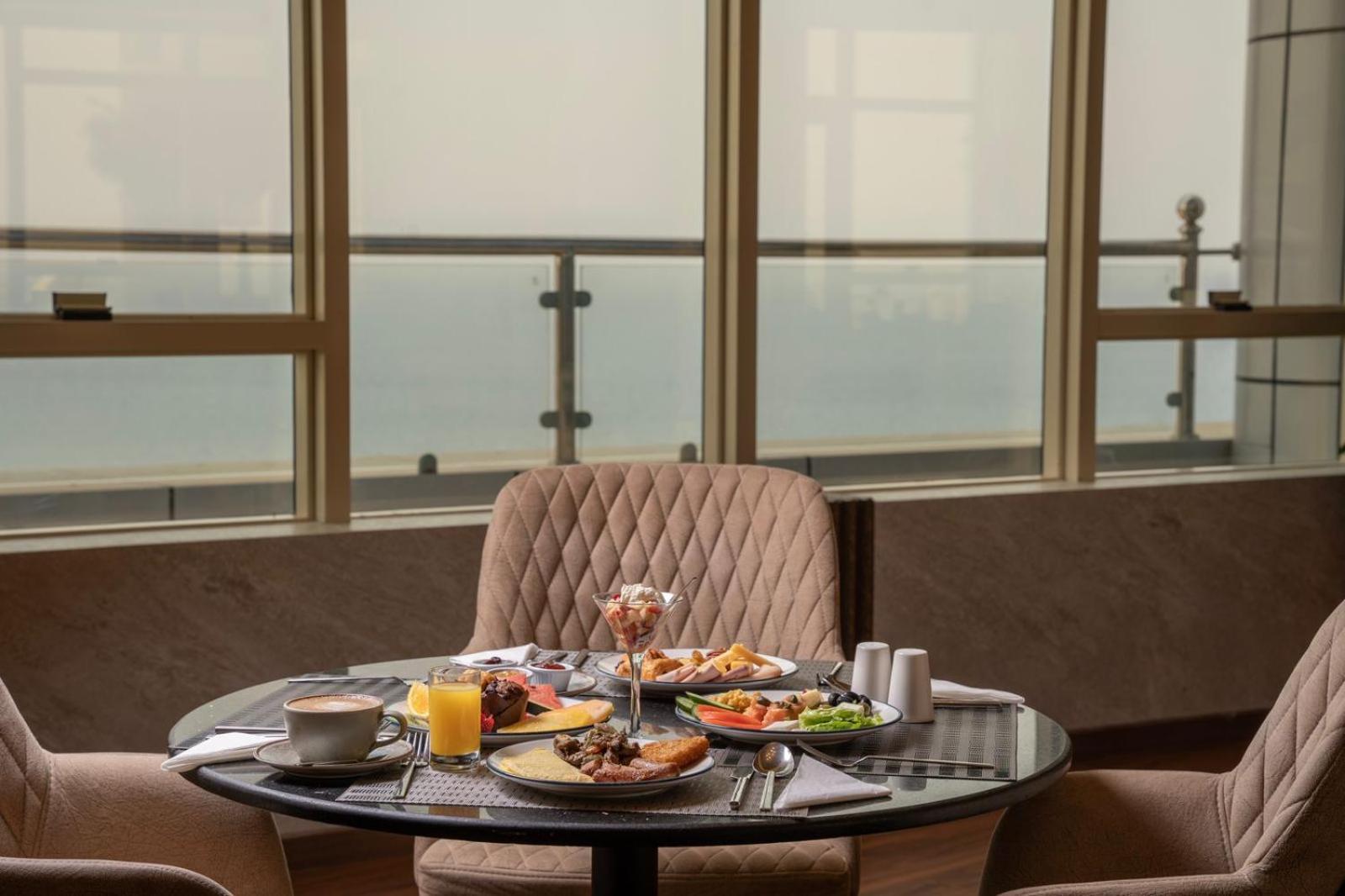 Seafront Luxury Suites Jeddah Corniche エクステリア 写真