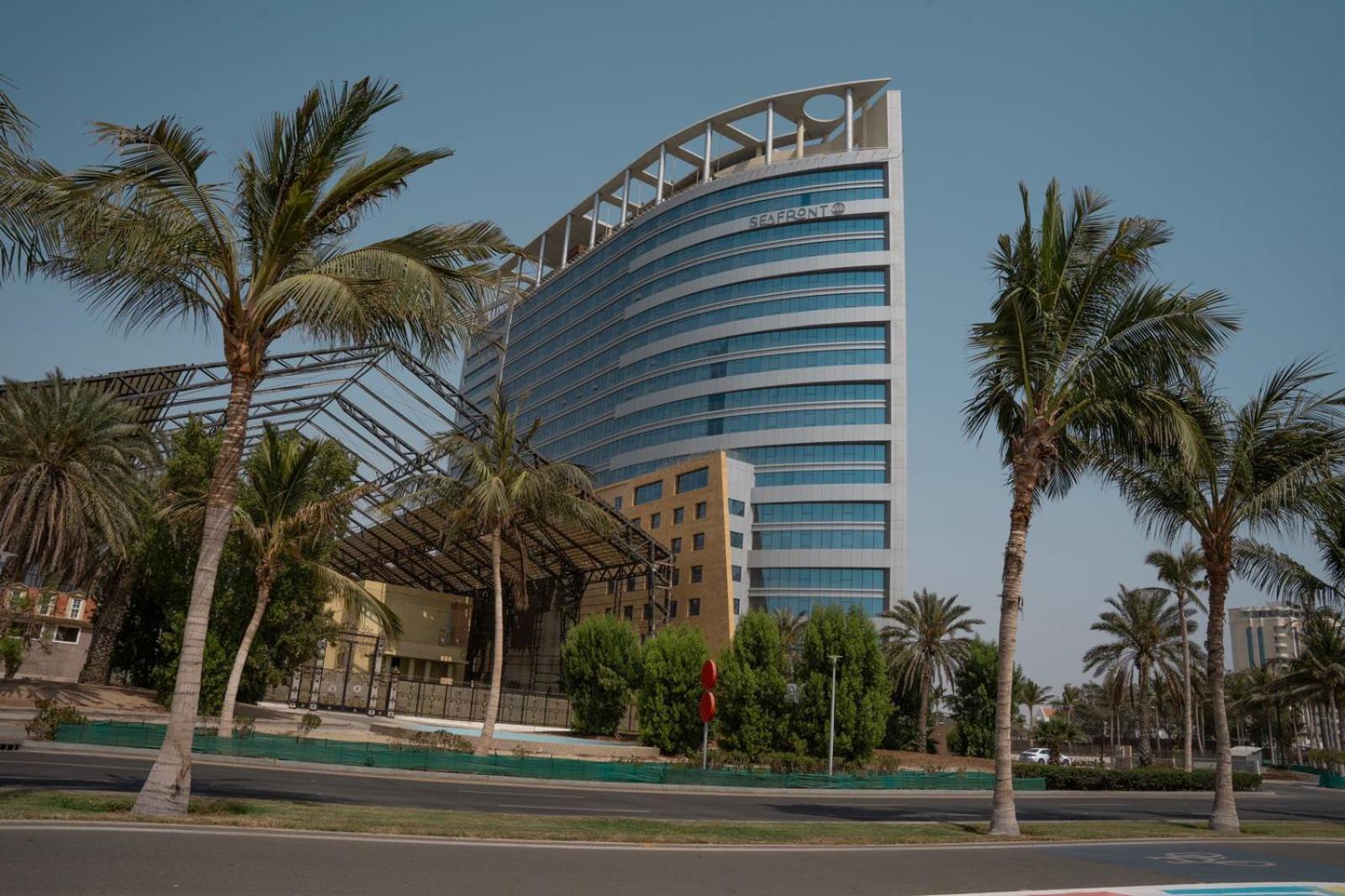 Seafront Luxury Suites Jeddah Corniche エクステリア 写真