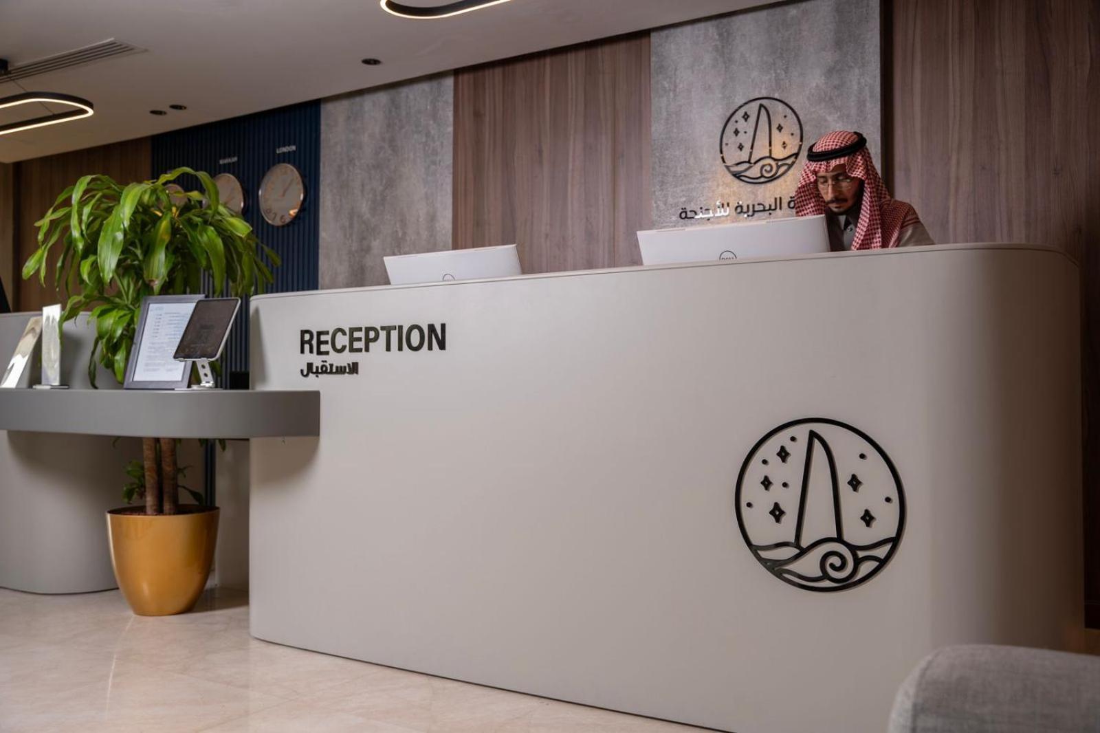 Seafront Luxury Suites Jeddah Corniche エクステリア 写真